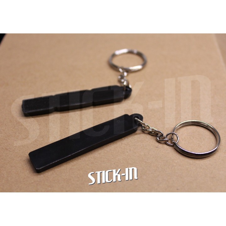 Pack 2 Porte clés Peugeot 205 + CTI PVC souple monogrammes logos