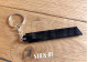 Schlüsselanhänger – Renault Sport RS – Grau – Kofferraum-Monogramm-Emblem, weiches PVC