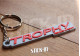 Schlüsselanhänger – Renault Sport Clio 4 RS TROPHY EDC 220 – Monogramm-Logo-Anstecker aus weichem PVC