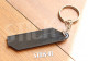 Schlüsselanhänger – Renault Clio Williams R19 16S 16V (F16ie) – Motorabdeckung mit Monogramm-Logo aus weichem PVC