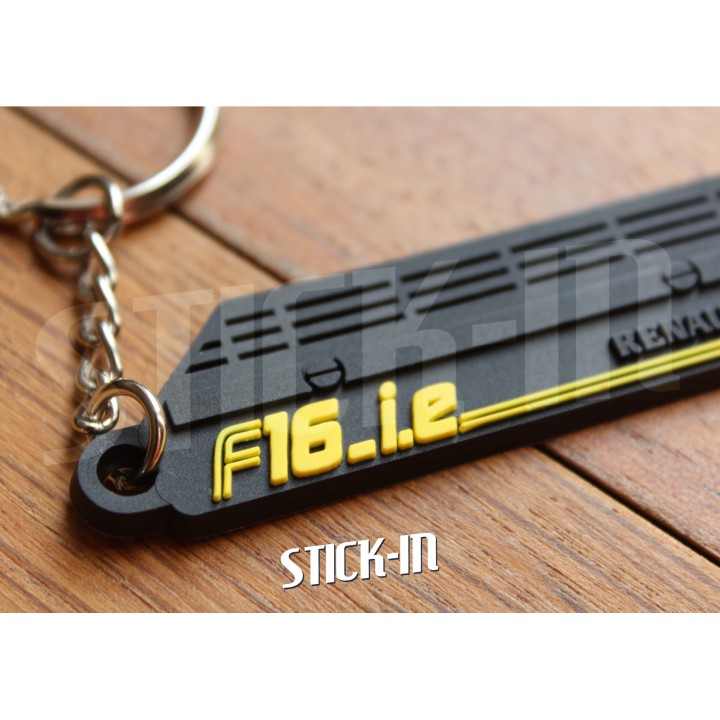 Porte Clés - F16ie Renault Clio Williams R19 16S 16V - PVC souple monogramme logo cache moteur