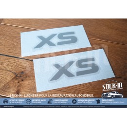 2 adesivi "XS", adesivi monogramma per parafanghi anteriori - PEUGEOT 106 XS